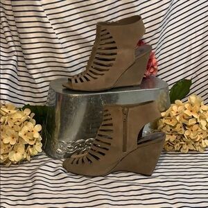 Steve Madden Brown Wedge Sandals